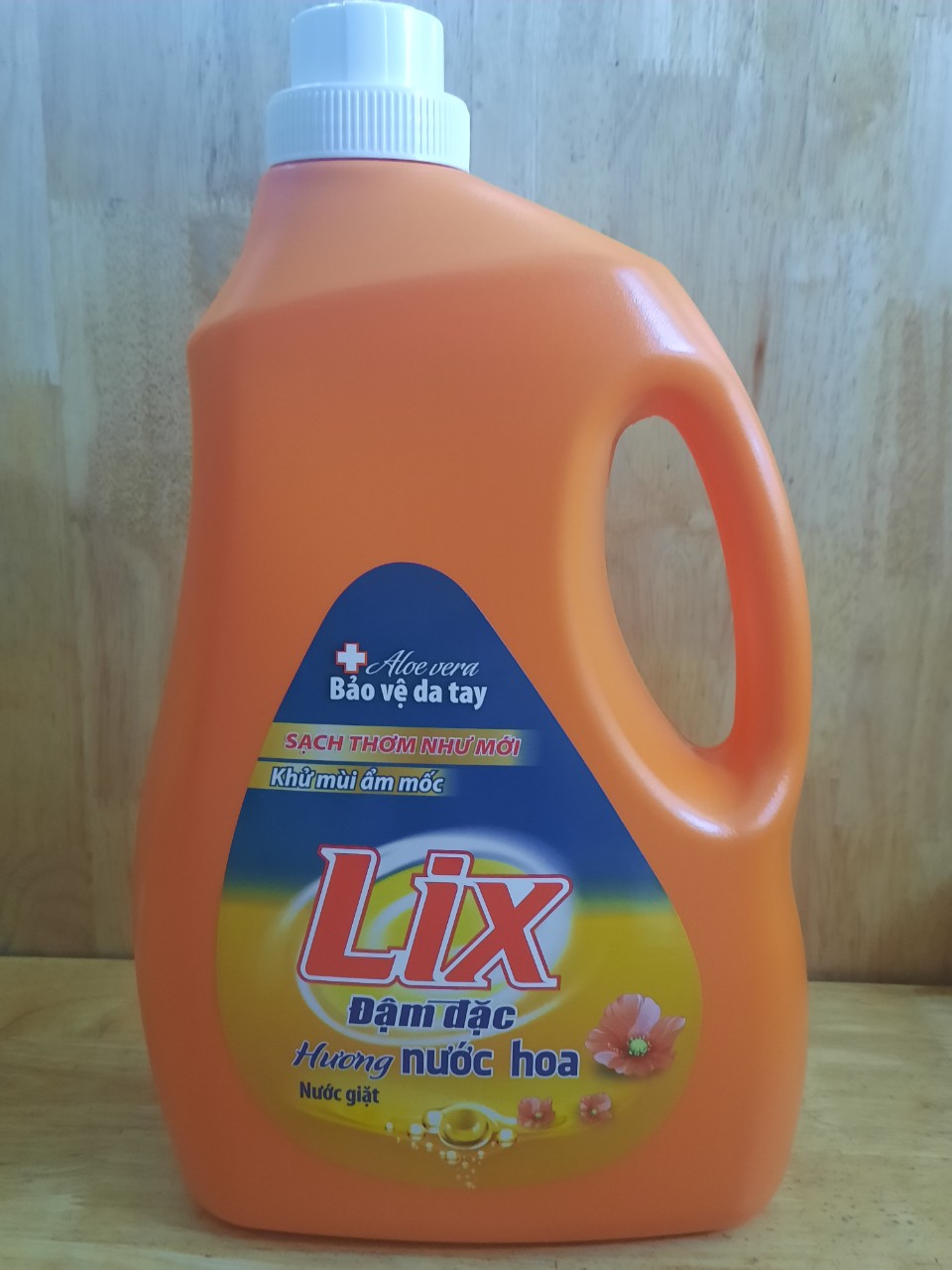 Nước giặt LIX 3.6kg - BACH HOA HV