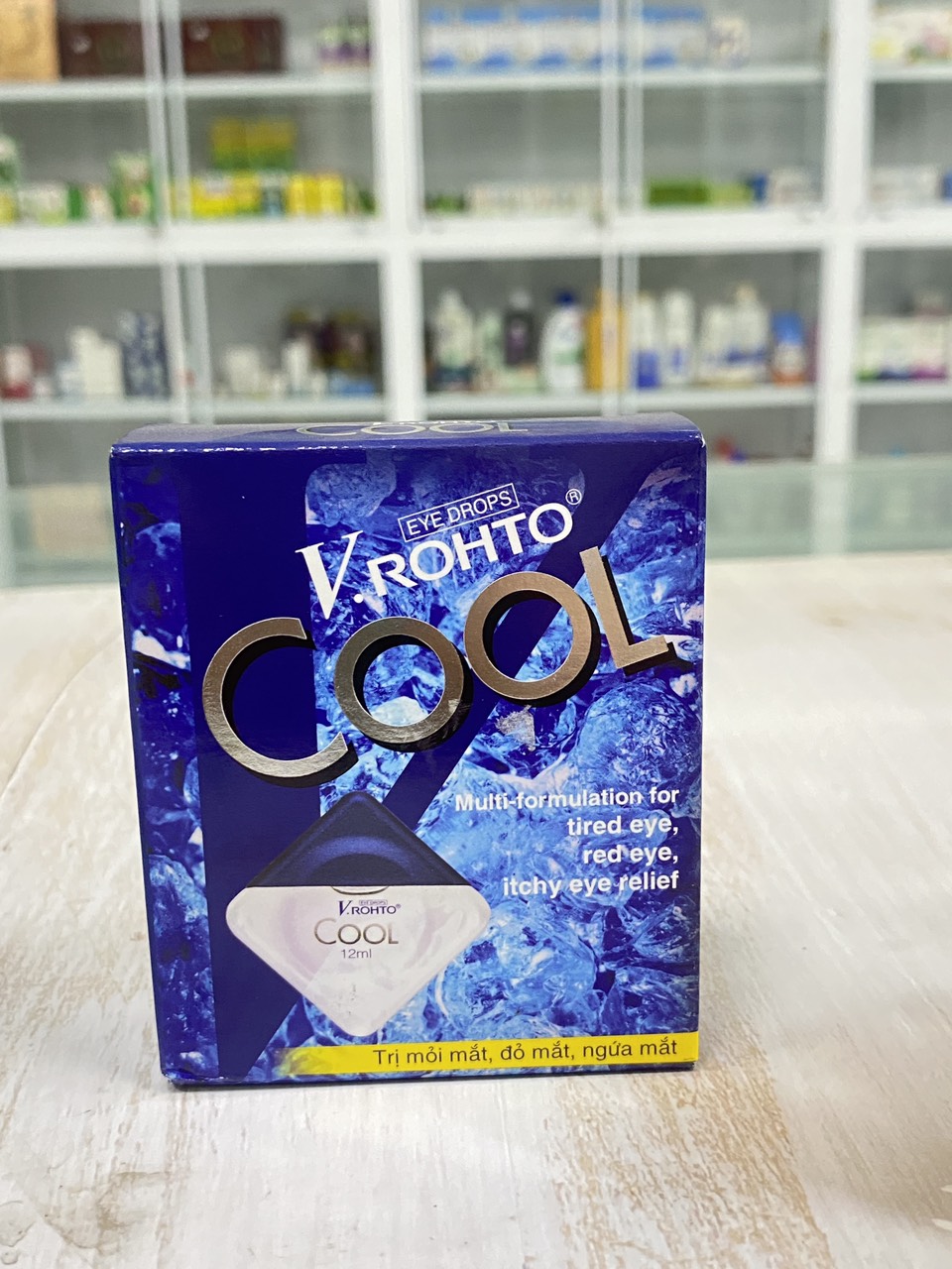 Nước nhỏ mắt V.rohto Cool chai 13ml