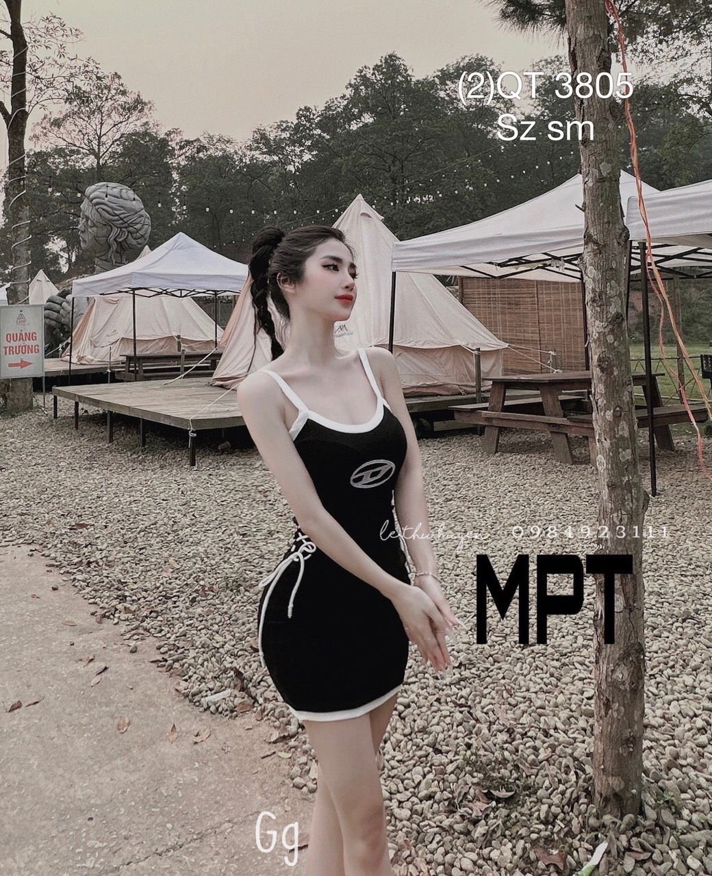 Đầm 2 dây viền màu in chữ D trước đan dây 2 bên hông ôm body dáng ngắn cực xinh chất thun gân dày dặn