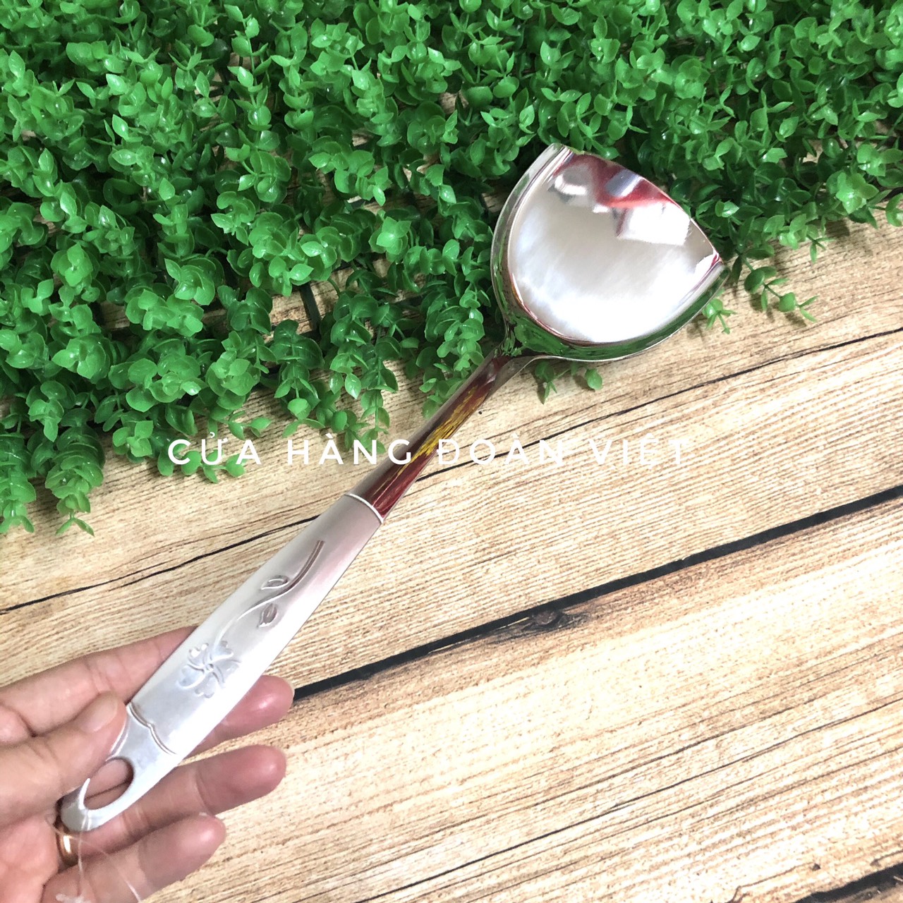 Vá , Sạn Inox Dày - Cán Bông Sắc Sảo 32cm