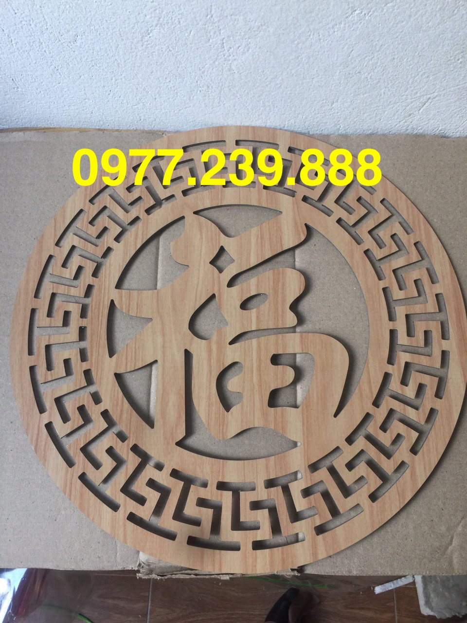 chữ phúc bằng alu màu cánh dán