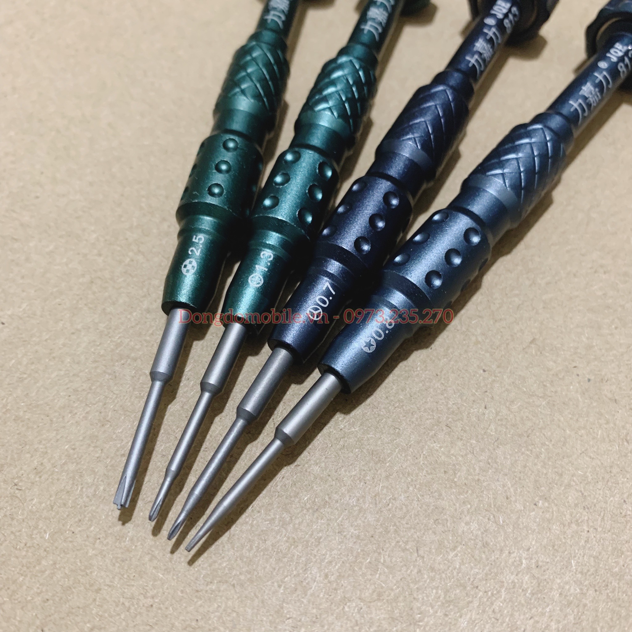Tovit tháo mở điện thoại JQE-813 cao cấp ( 3 cạnh - 4 cạnh - 5 Cạnh - 4 cạnh Trụ)