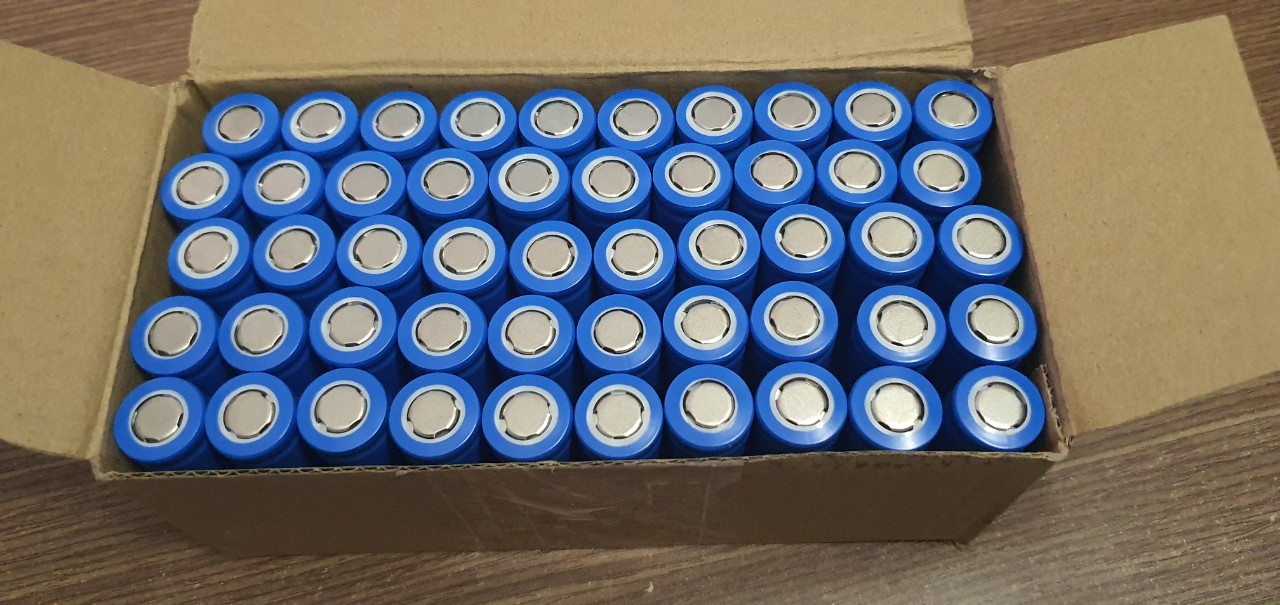 Pin sạc 18650 3.7v 3800MAh đầu bằng