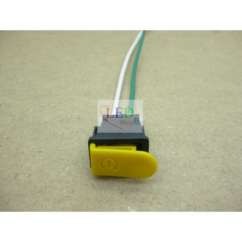 Công tắc đề Passing nháy đá đèn xin vượt