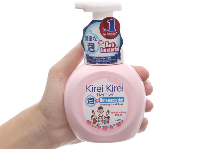 Bọt rửa tay Kirei Kirei hương Đào 250ml