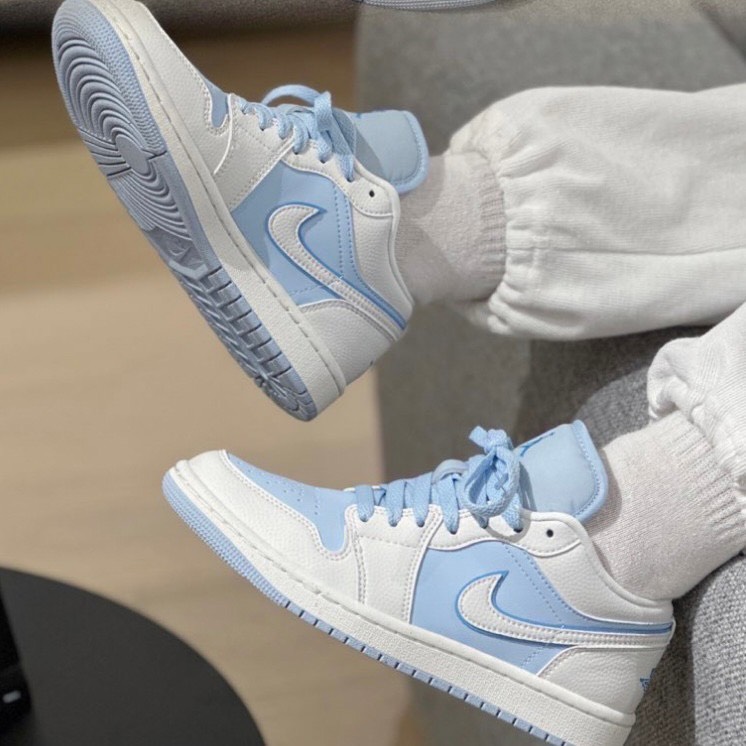 SALE  50% -𝐍𝐈𝐊𝐄 𝐀𝐈𝐑 𝐉𝐎𝐑𝐃𝐀𝐍 𝟏 𝐋𝐎𝐖 ICE BLUE RUNNING