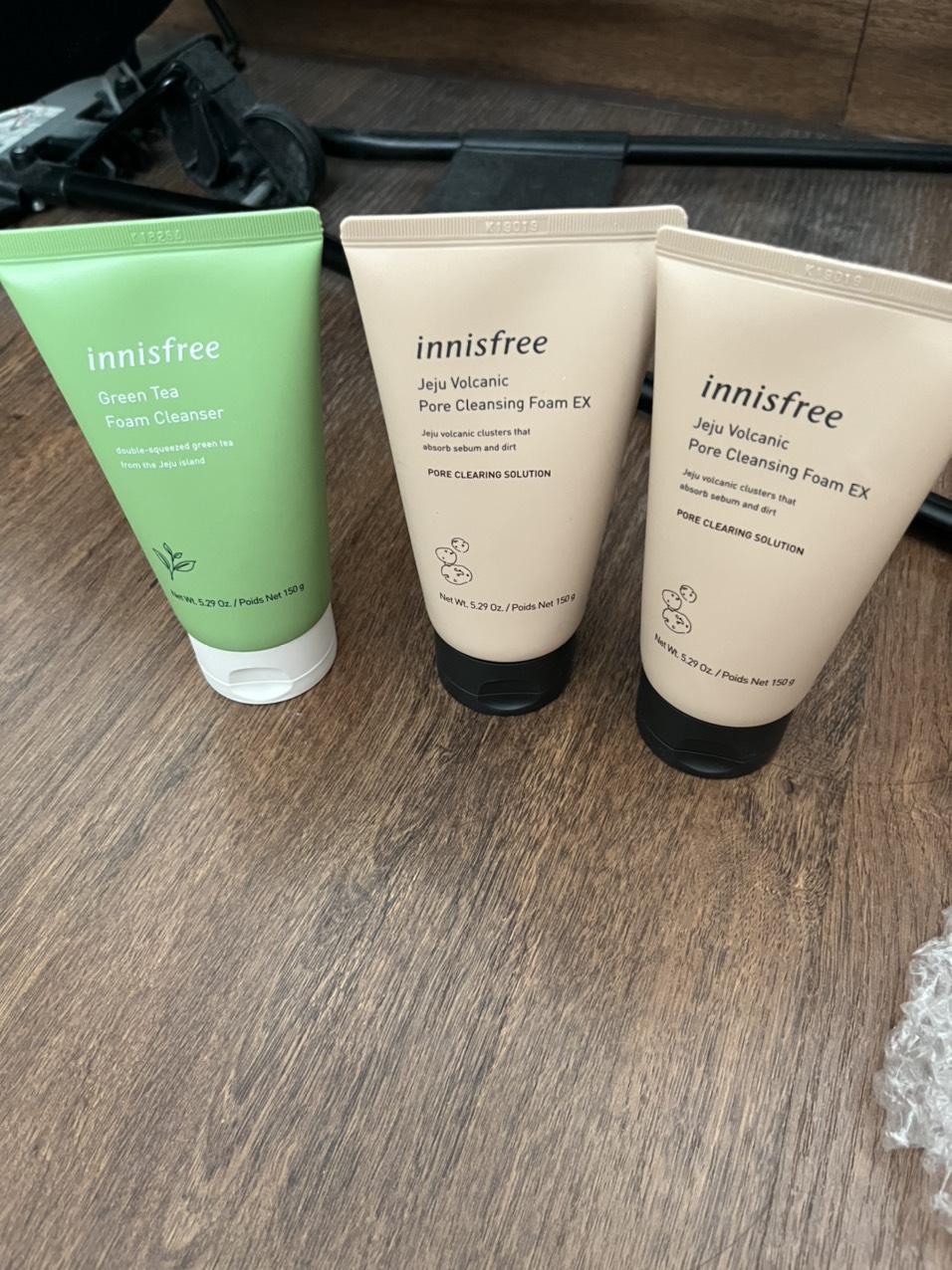 Sữa rửa mặt đá tro núi lửa Innisfree