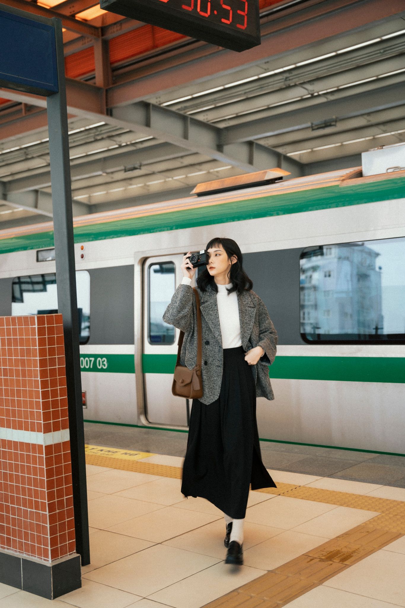 Áo Coat Dạ Xám Phẩy Madelen