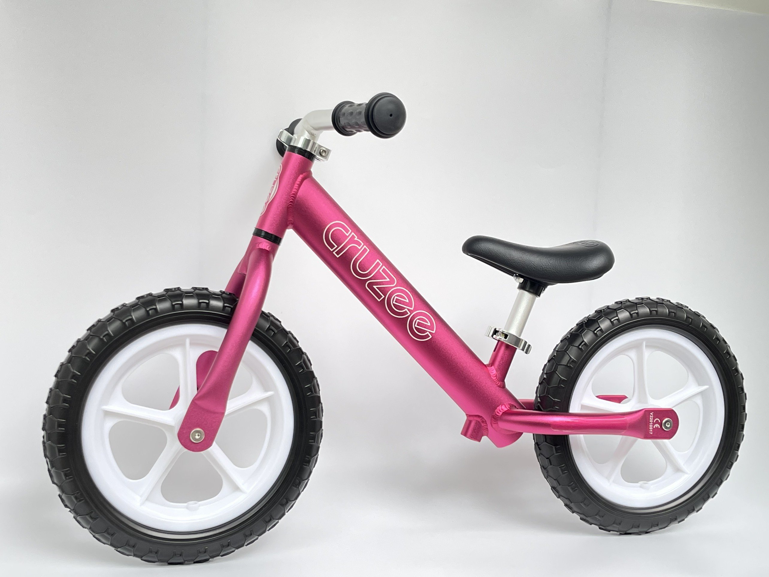 Xe thăng bằng Cruzee 2022