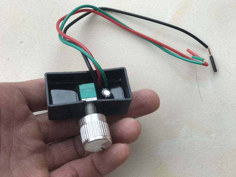 Điều tốc mô tơ bơm nước 12v, máy bơm thuốc trừ sâu