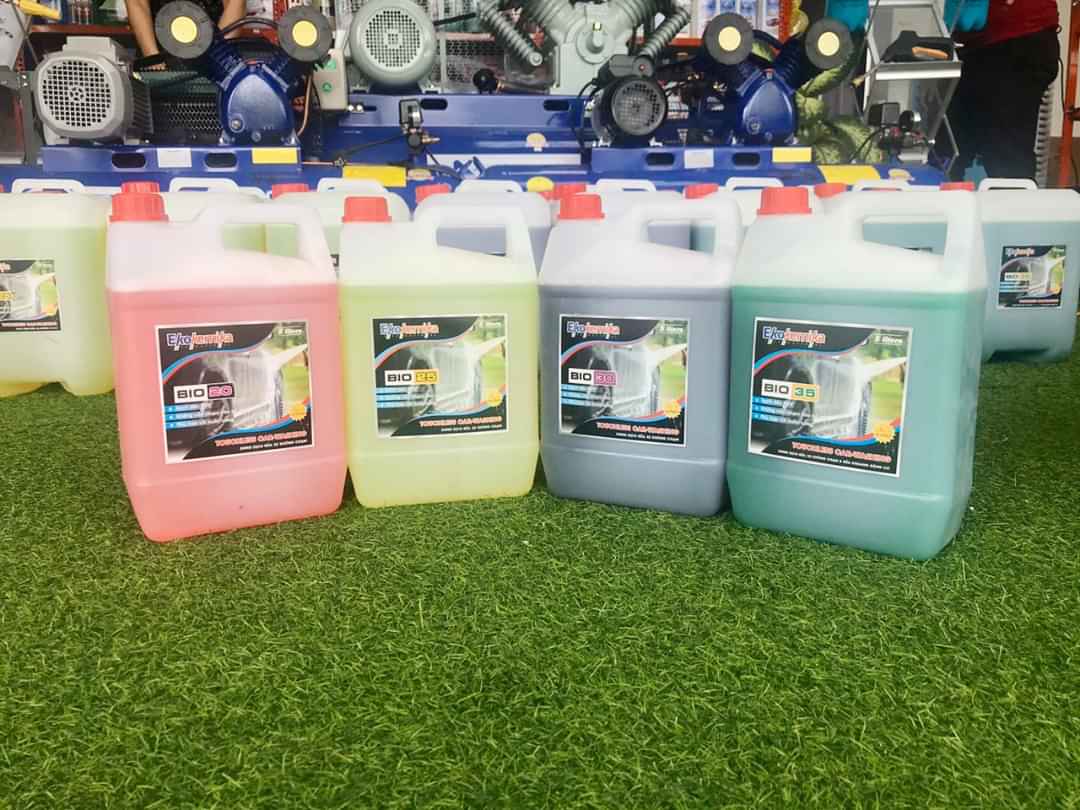 Dung Dịch Rửa Xe Không Chạm Ekokemika BIO 25 - 5L