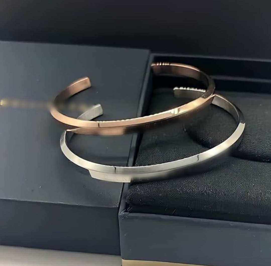 [HCM]Vòng Tay Cuff Ver 1 No box