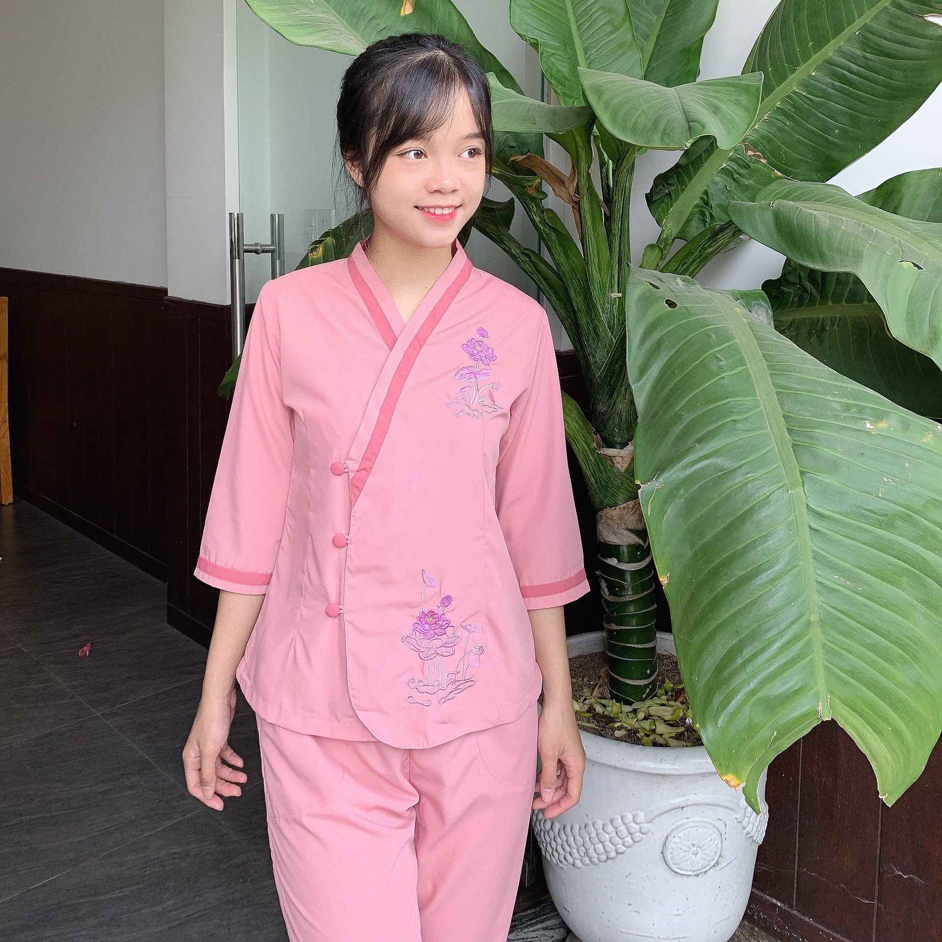 Đồ lam đi chùa- mẫu xéo thêu