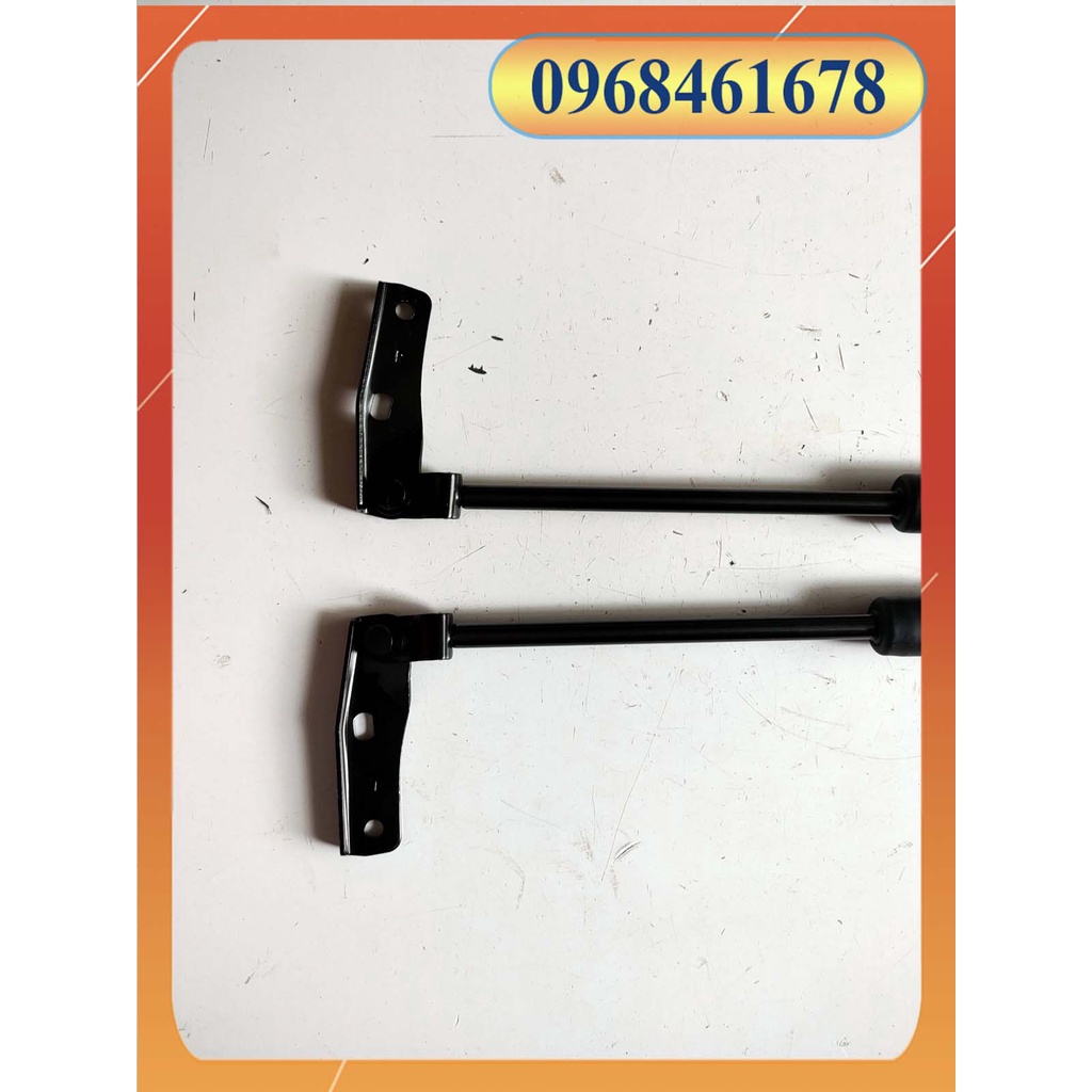 Ty chống cốp sau Innova/ Thụt cốp Innova