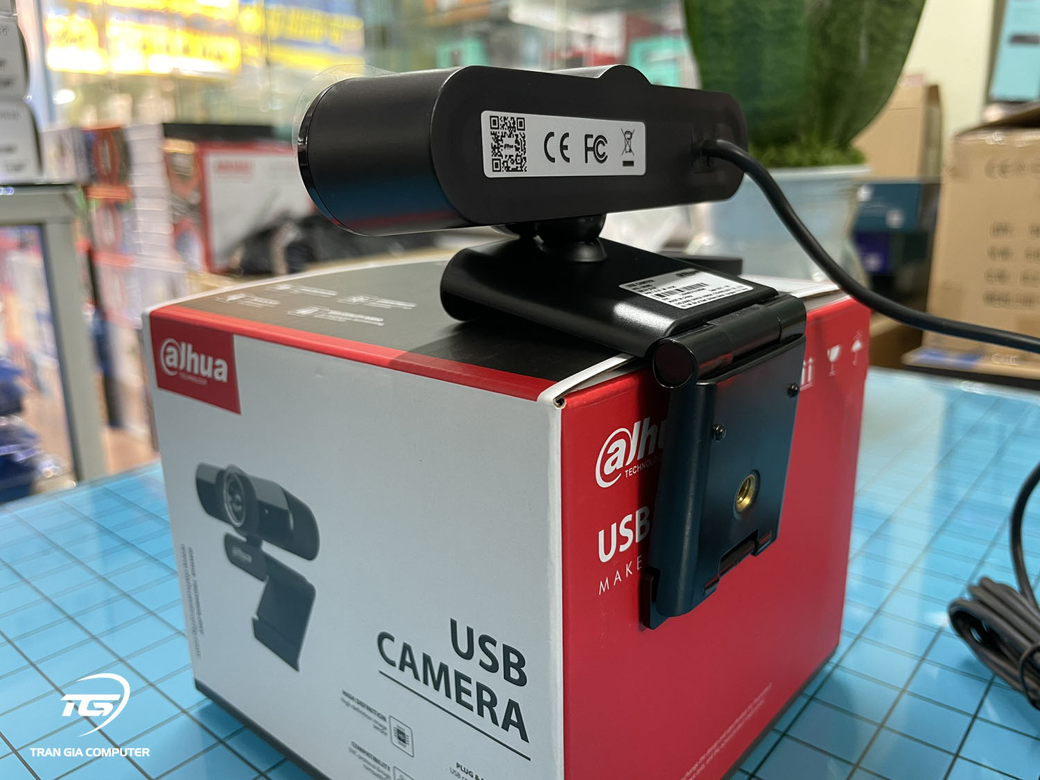 Webcam Dahua HTI-UC325 phân giải Full HD 1080P