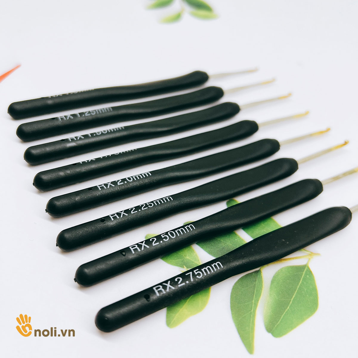 Bộ kim móc cán đen 8 cây - Móc sợi