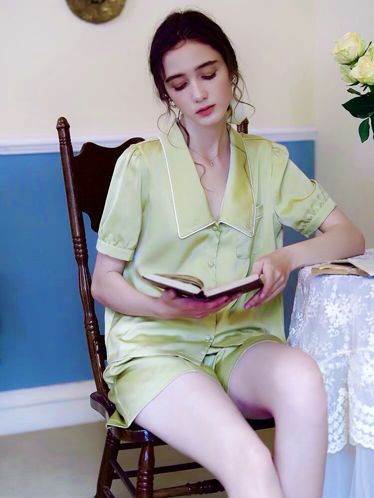 Bộ đồ ngủ lụa cộc tay, bộ pijama lụa tiểu thư cao cấp (BN003)