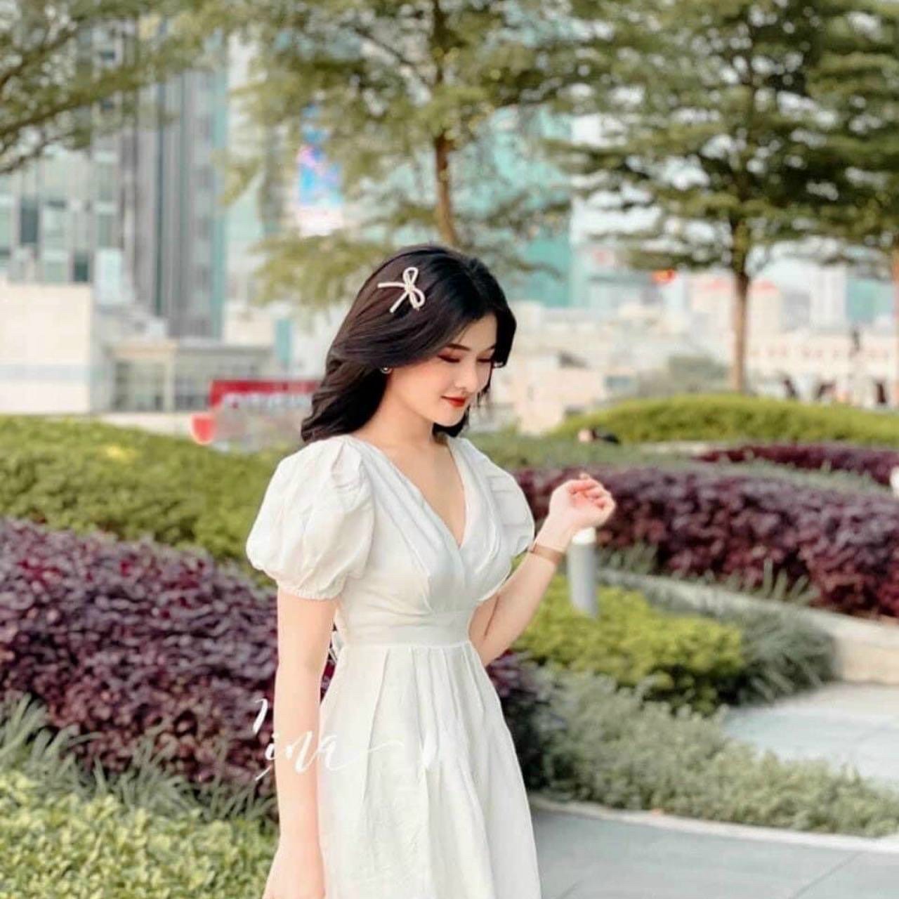 Đầm váy trắng cổ v nơ sau