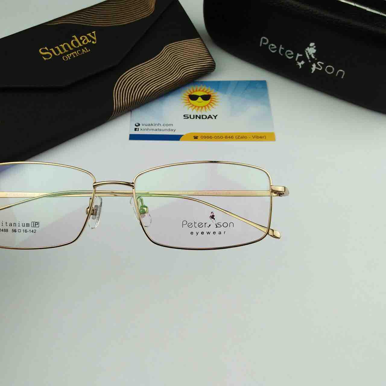 Gọng kính titanium dáng mắt vuông