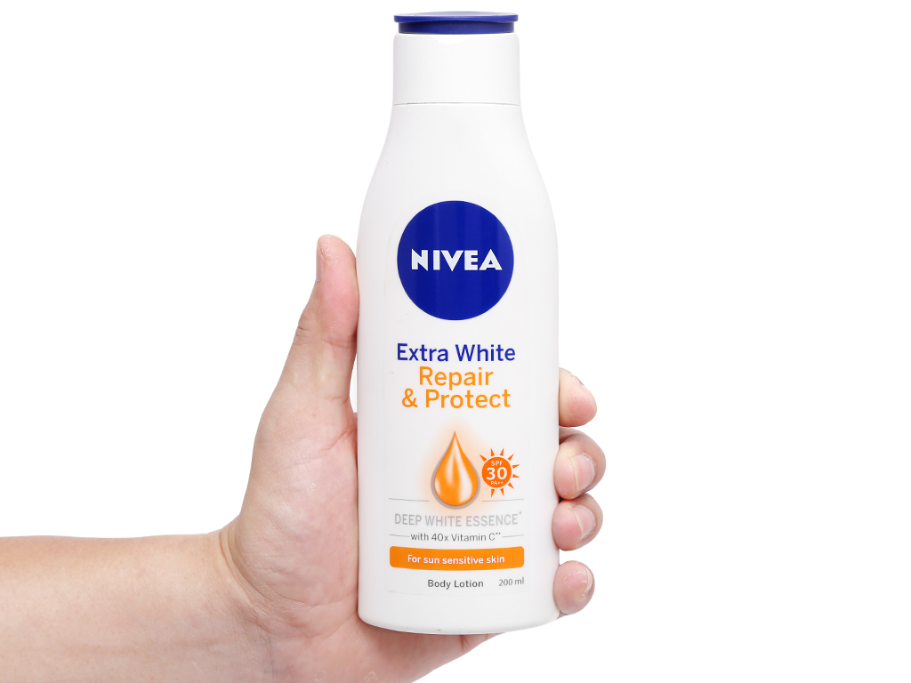 sữa dưỡng thể dưỡng trắng nivea 200ml