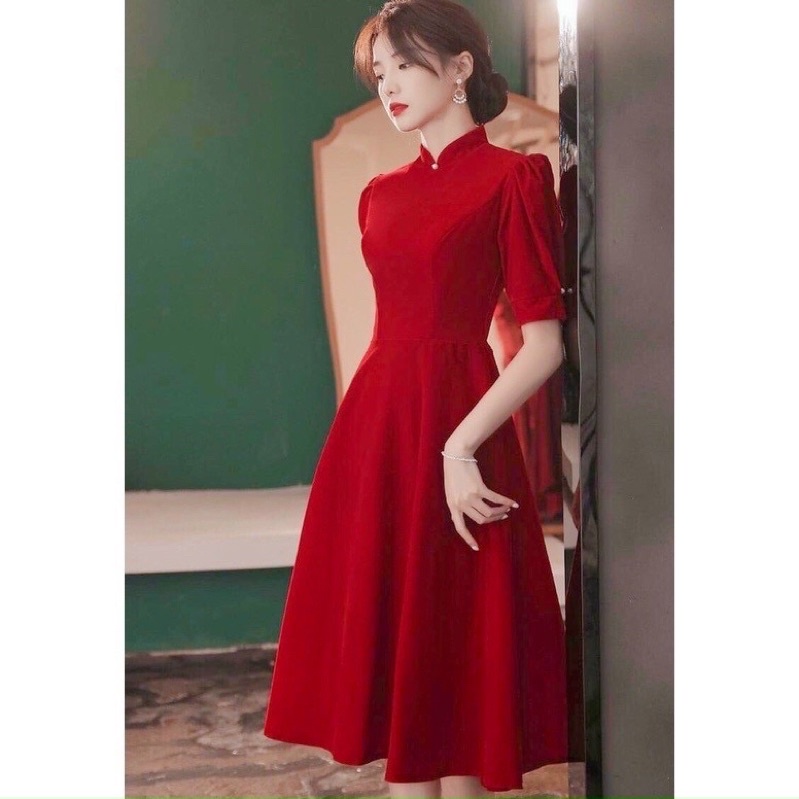ĐẦM ĐỎ CỔ ÁO DÀI, NÚT NGỌC (có ảnh thật) MS116