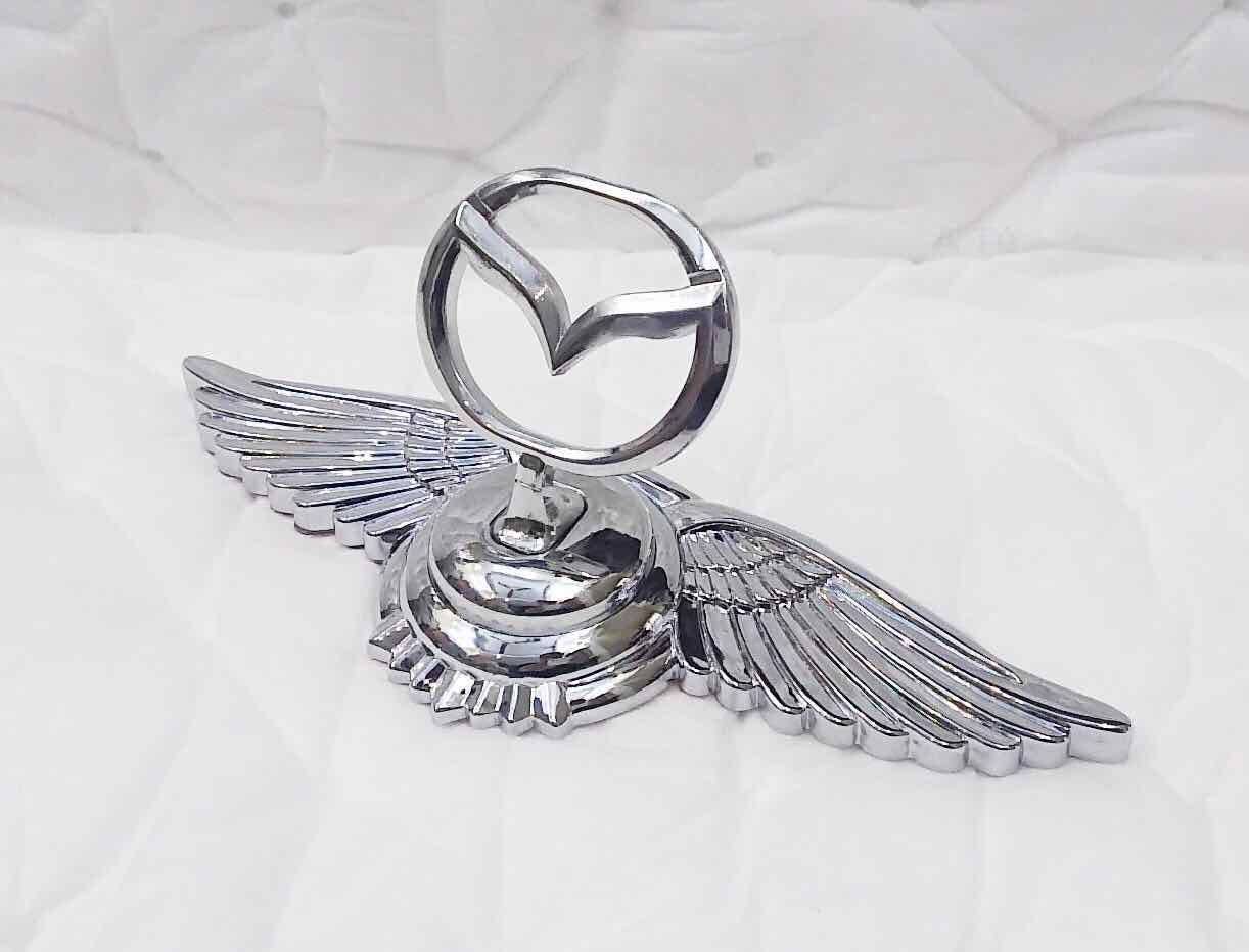 Logo cánh chim thiên thần gắn mui xe Hãng MAZDA