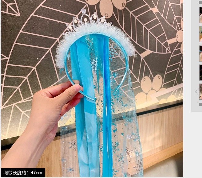 cài vương miện công chúa cho bé