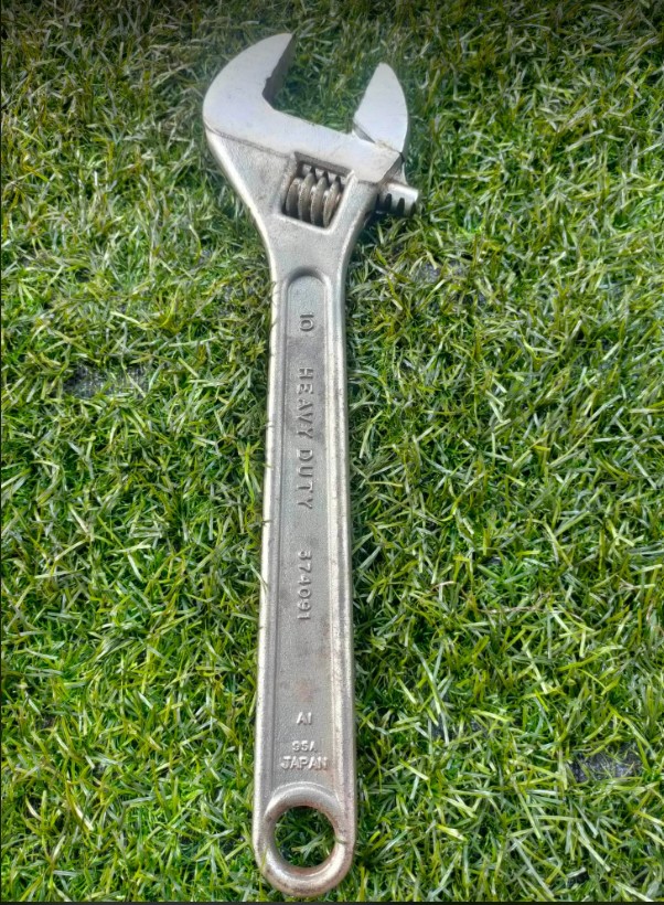 Mỏ lết chiều dài 10"/250mm hàng Nhật bãi
