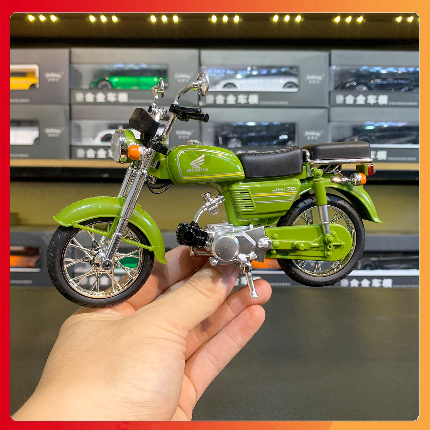 Mô hình xe máy Honda JH70 tỉ lệ 1:10 Hua Yi