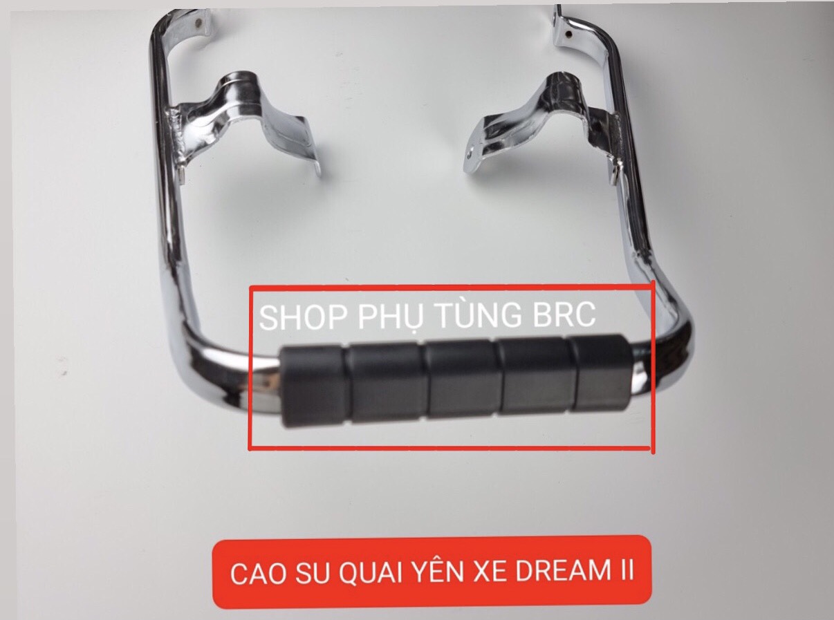 Cao su quai yên sau xe DREAM II ( SL: 1 cục cao su lắp vào quai yên xe DREAM II )