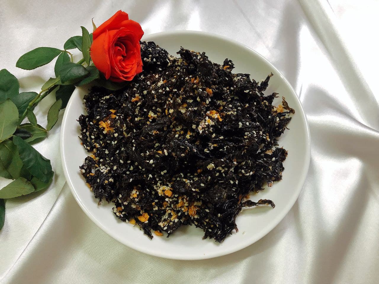 [HCM]Rong biển cháy tỏi 100gr