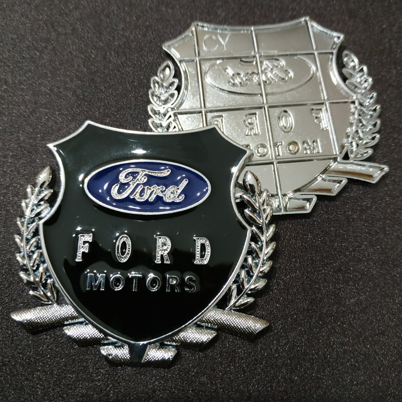 Cặp Logo bông lúa Ford  motors 5.1x5.5cm hợp kim