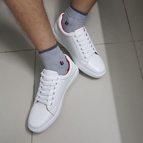 Giày bata nam màu trắng size 39 đên 43