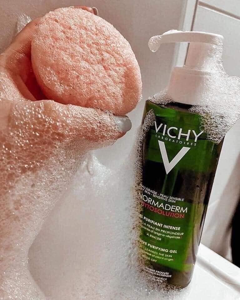 SỮA RỬA MẶT VICHY KIỂM SOÁT DẦU, TRỊ MỤN