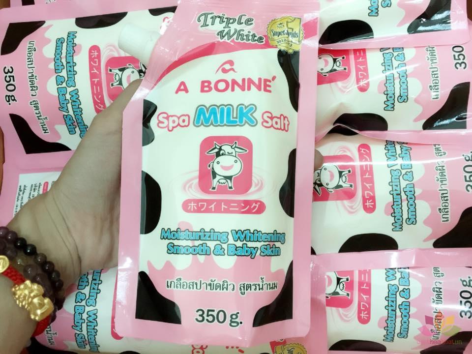 [HCM]Muối tắm cát sữa bò Spa Milk Salt (túi)