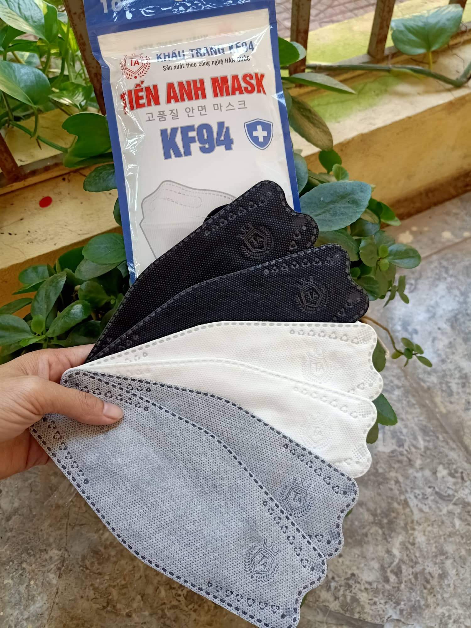 Khẩu trang KF94 100 cái