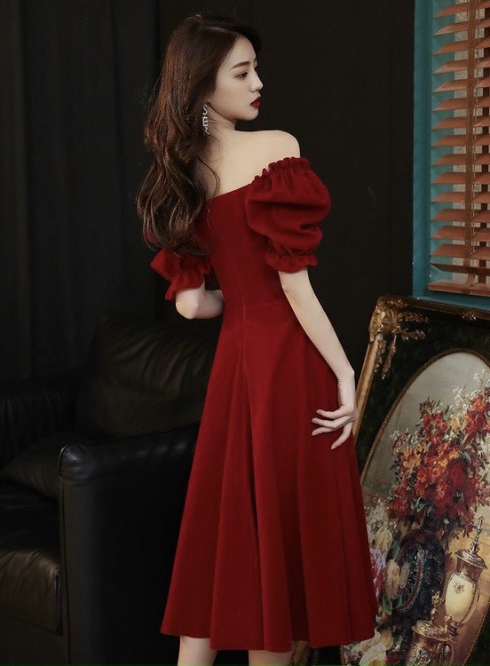 Đầm nữ thiết kế trễ vai thời trang