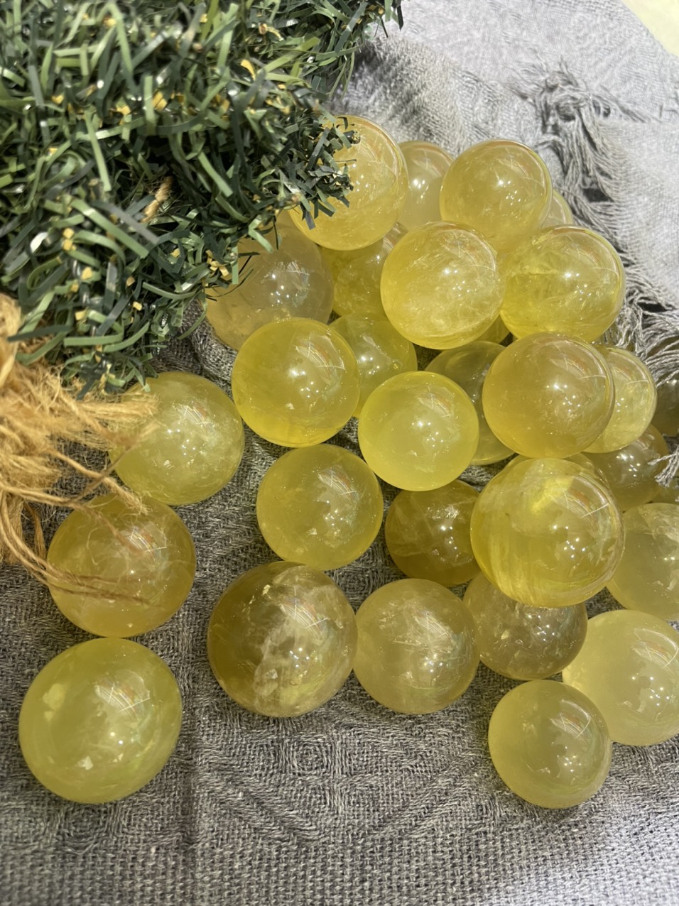 Bi cầu thach anh vàng | Citrine Sphere | CADA DECOR