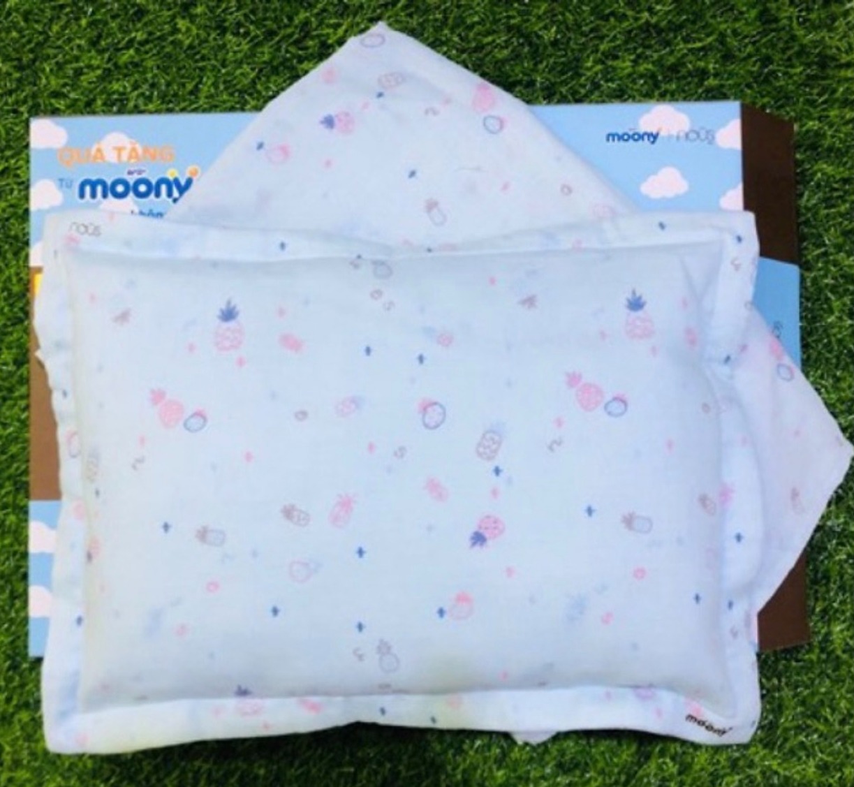 Bộ Chăn Gối Nous Quà Moony