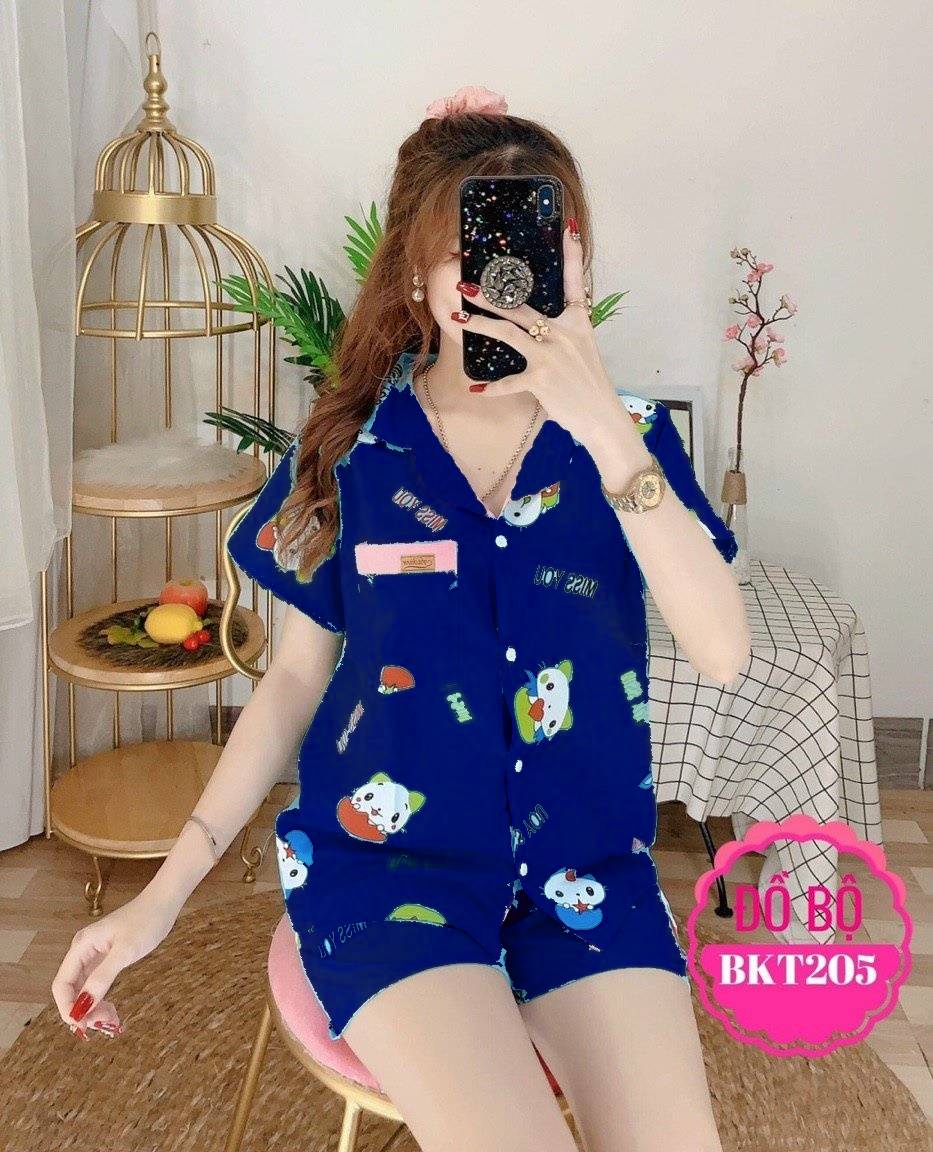 Đồ Bộ Ngắn Mặc Nhà Phối Hình Xinh Xắn Vải Kate Lụa Freesize Từ 45-55KgĐồ Bộ Mặc Nhà Vải Kate Lụa Mềm Mịn