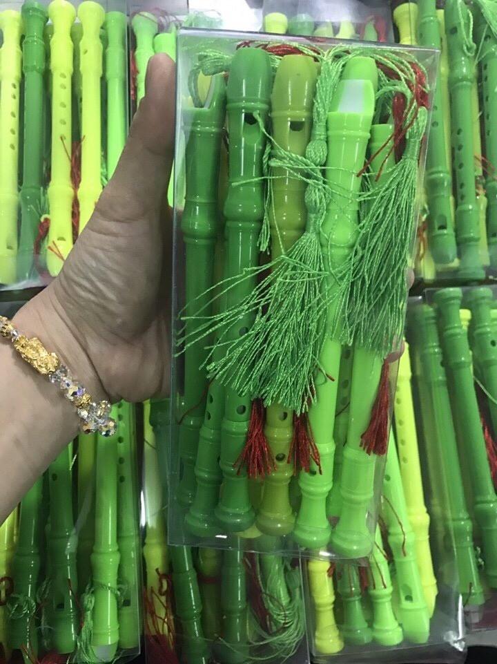Bút bi HÌNH CÂY SÁO VÀ thổi sáo ĐƯỢC