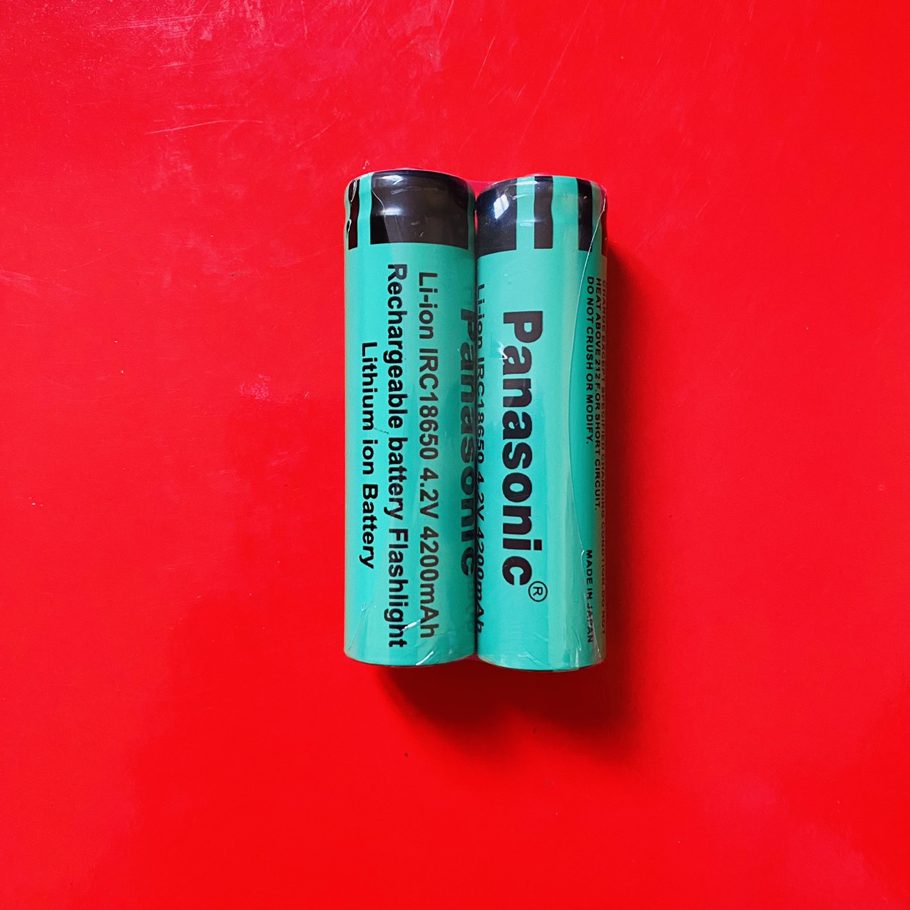 2 viên pin sạc 18650/pin đèn Panasonic