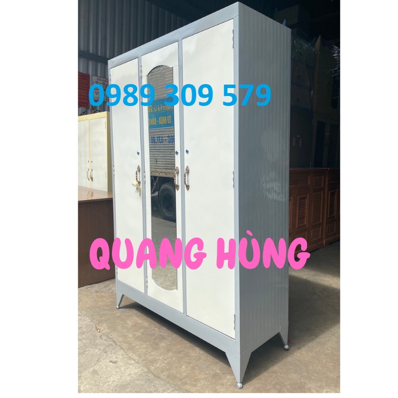 Tủ sắt 3 cánh tại xưởng