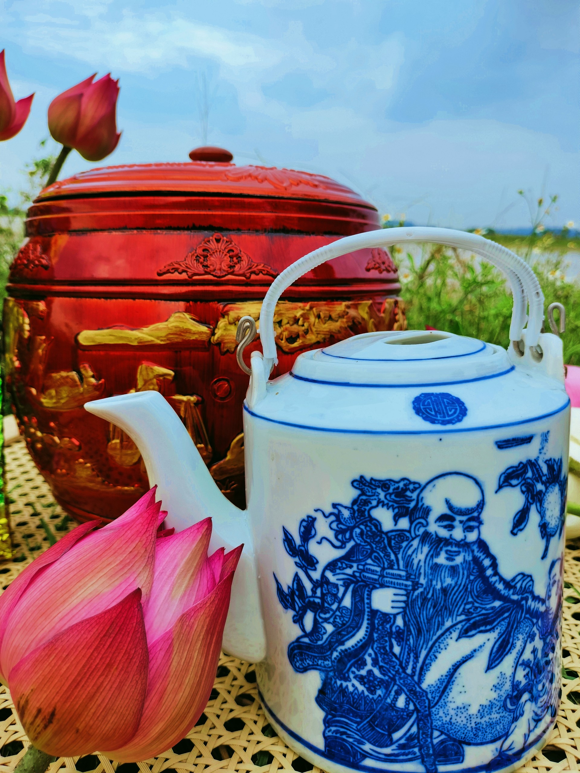 COMBO GIỎ + ẤM TÍCH, LOẠI 1,5 LÍT