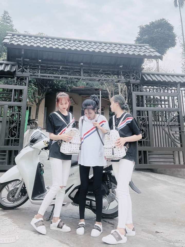Áo Phông Viền chéo siêu hót