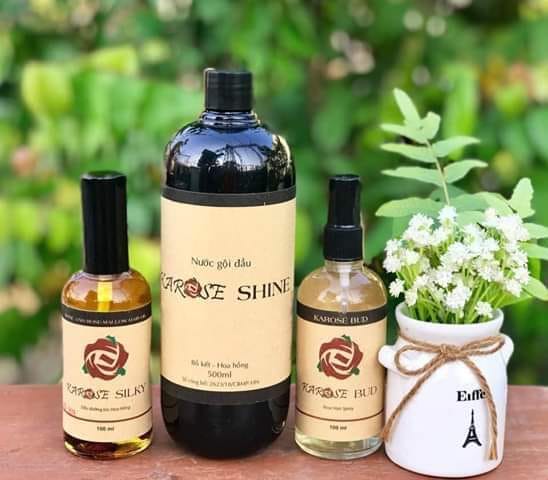 KAROSE BUD - XỊT DƯỠNG TÓC HOA HỒNG HỮU CƠ
