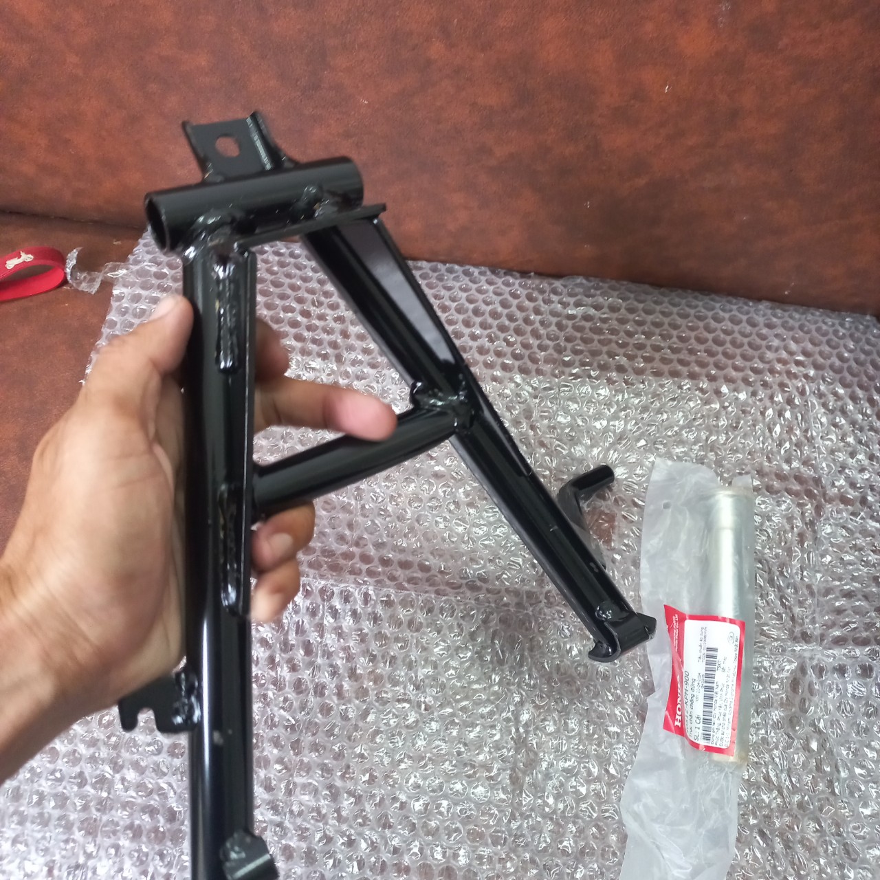 Chống đứng wave a , s , rs , rsx 100 chinh hãng