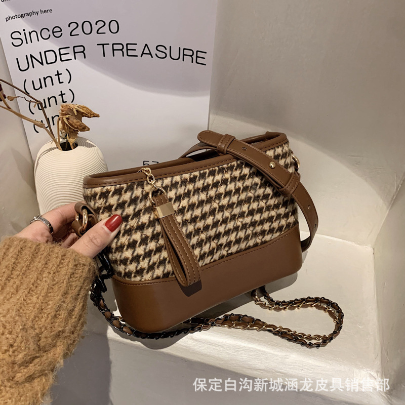 Túi Xách Hobo Mini Đeo Chéo Thời Trang VG2022