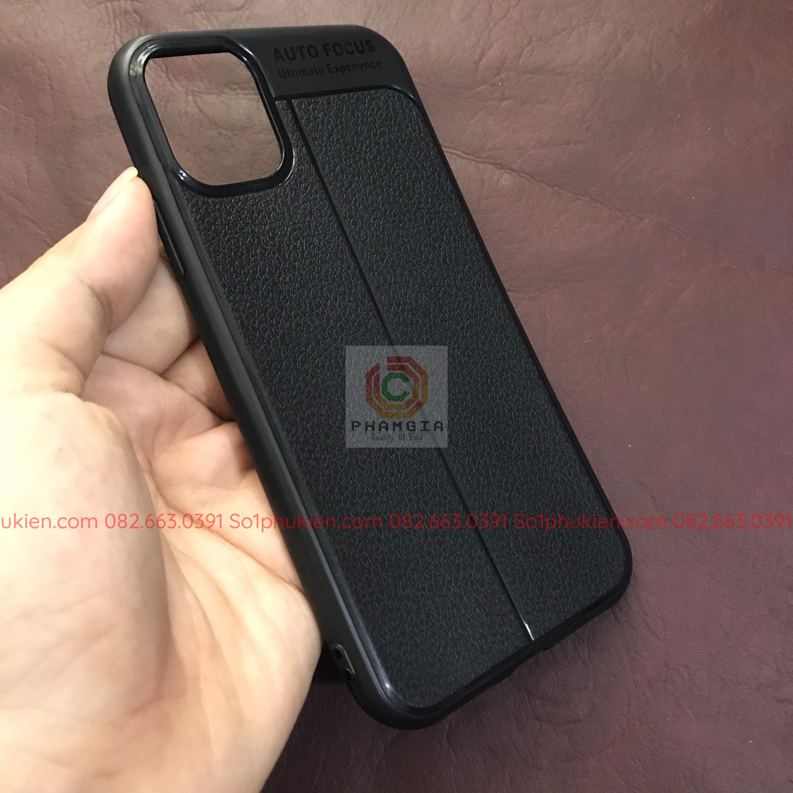 Ốp lưng Iphone 11 (6.1) dẻo đen auto focus bảo vệ mặt lưng máy