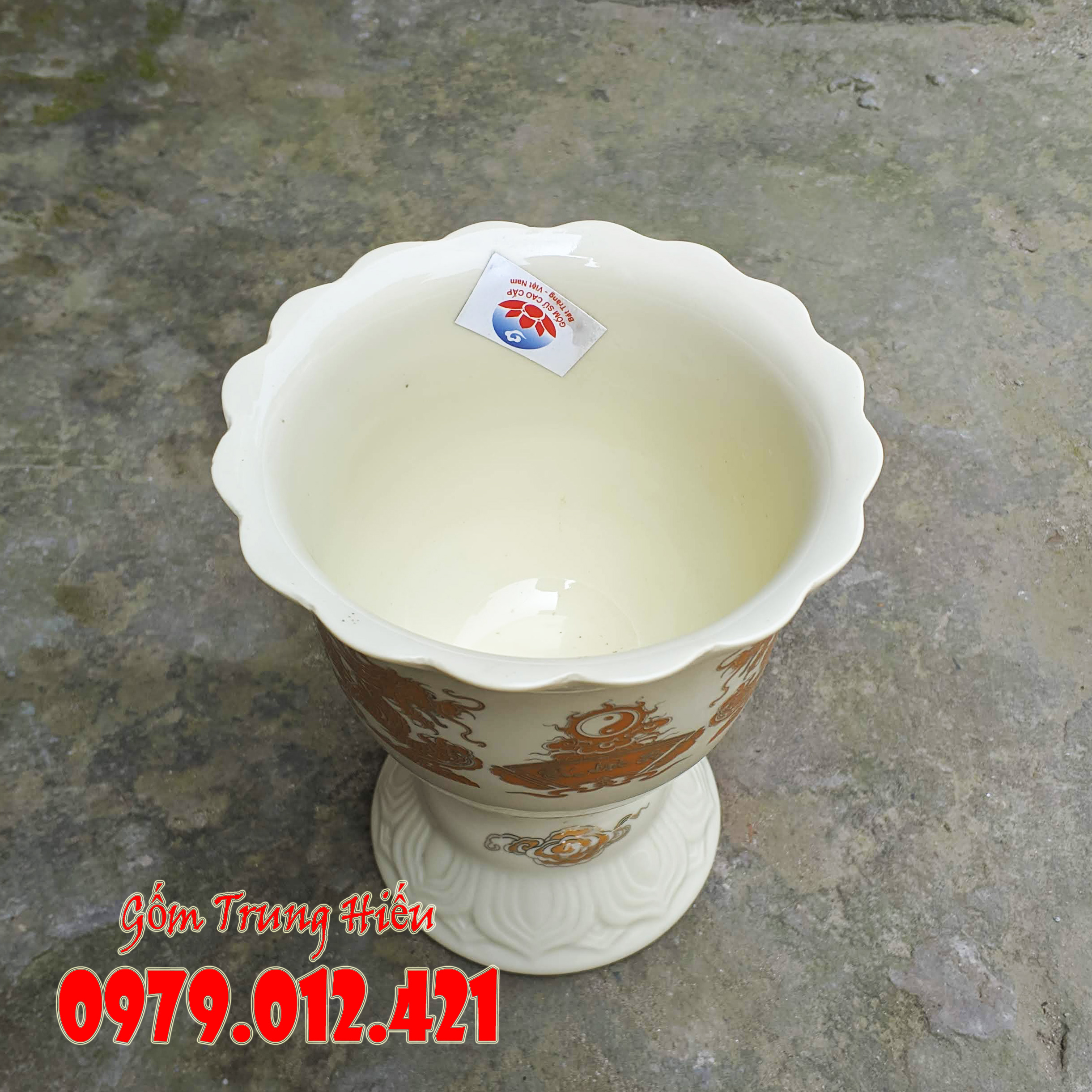 Ly đựng quả Phật Thủ Bát Tràng vàng kim